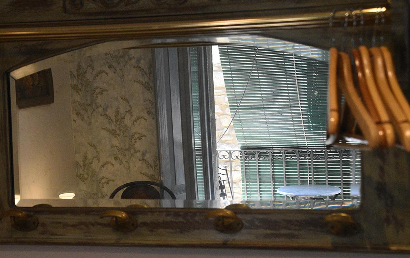 Pensio Bellmirall Girona Exterior foto